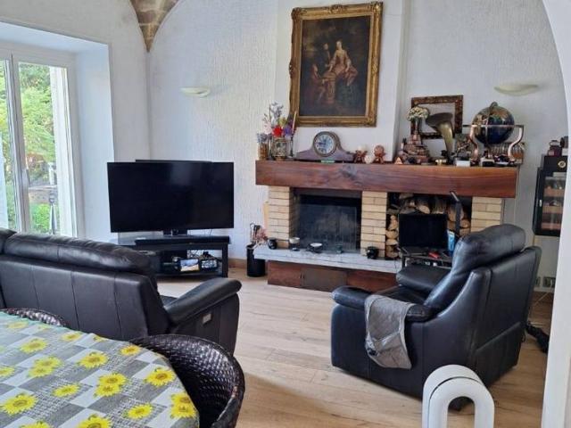 Appartamento in villa via Pietro Gori, Centro, Falconara Marittima
