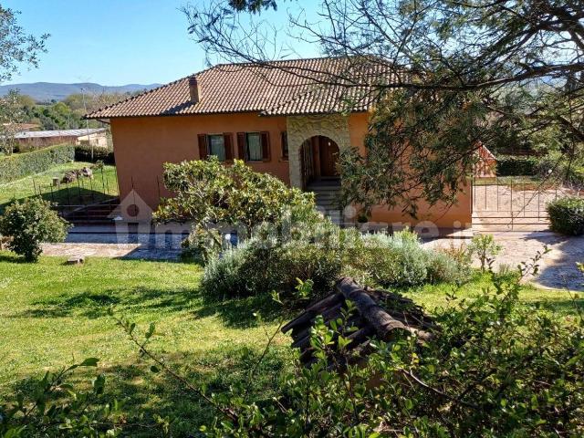 Appartamento in villa via Ugo La Malfa 00, Centro, Manciano