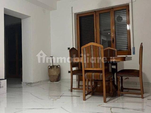 Appartamento in villa via Valle dell'Orco 28, Grisolia
