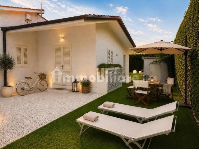 Appartamento in villa via 20 Settembre 74, Caranna, Forte dei Marmi
