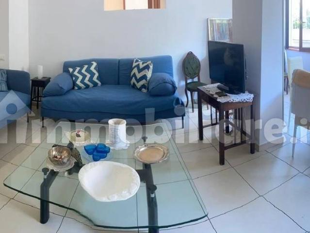 Appartamento in villa viale dell'Esperanto 70, Eur, Roma