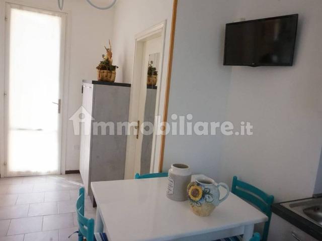 Appartamento in villa viale Santo Domingo 50, Lido delle Nazioni, Comacchio