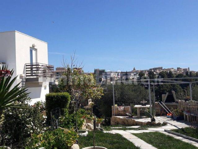 Appartamento in villa Vico Mariano di Lorenzo O, Noto