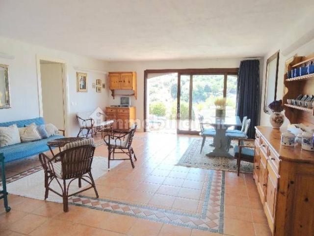 Appartamento in villa Vico Primo Mediterraneo 44, Domus De Maria
