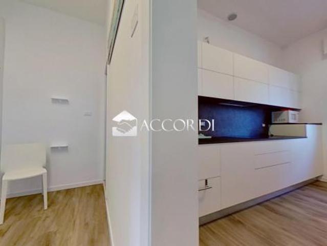 APPARTAMENTO INDIPENDENTE di 2 vani e di 45 mq JESOLO rif. DG030B