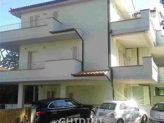 APPARTAMENTO INDIPENDENTE di 4 vani e di 78 mq GROSSETO CENTRO rif. 2562.415M.208