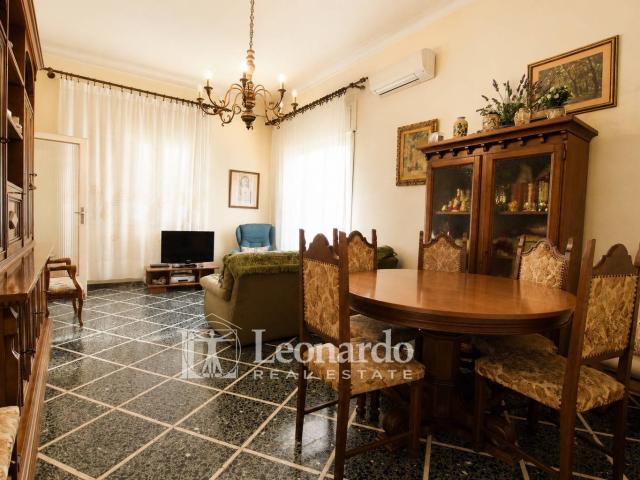 Appartamento indipendente in vendita a Viareggio, Varignano