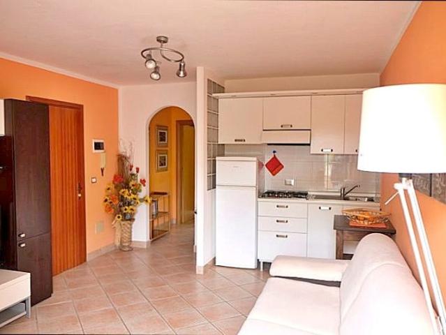 APPARTAMENTO INDIPENDENTE in VENDITA a CAPOLIVERI di 2 vani