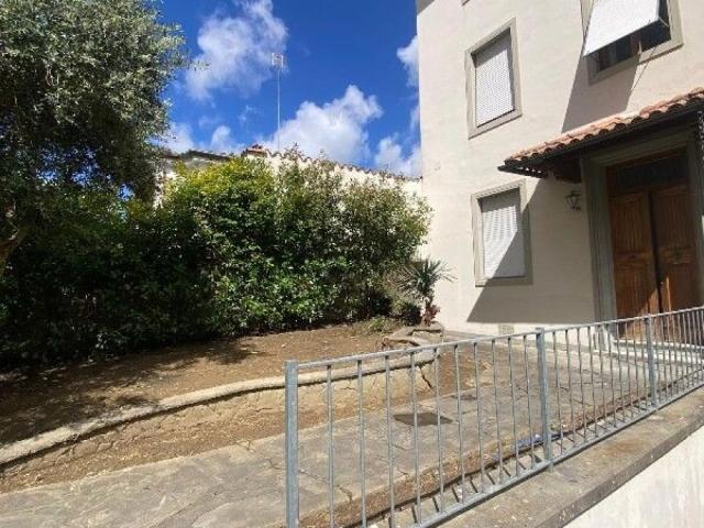 APPARTAMENTO INDIPENDENTE in VENDITA a EMPOLI di 5 vani