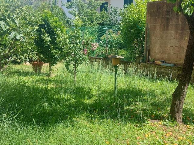 APPARTAMENTO INDIPENDENTE in VENDITA a EMPOLI di 6 vani