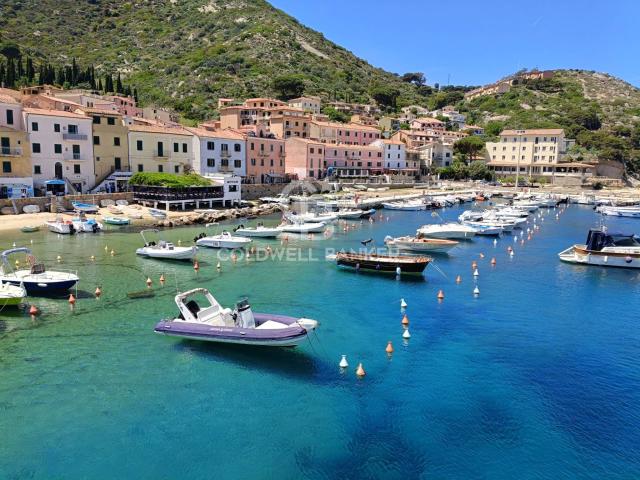 Appartamento indipendente in vendita a Isola del Giglio, Giglio Porto