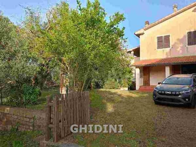 APPARTAMENTO INDIPENDENTE in VENDITA a MAGLIANO IN TOSCANA CUPI di 6 vani