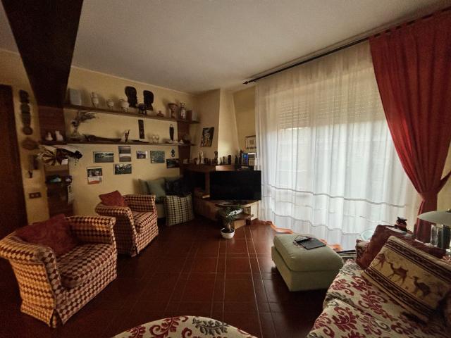 APPARTAMENTO INDIPENDENTE in VENDITA a MONTELUPO FIORENTINO Capraia e Limite di 5 vani