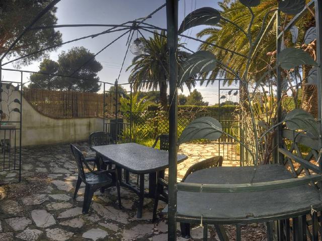 APPARTAMENTO INDIPENDENTE in VENDITA a PORTOFERRAIO MARE di 2 vani
