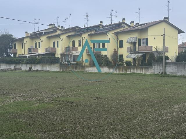 APPARTAMENTO INDIPENDENTE in VENDITA a RAVENNA MADONNA DELL'ALBERO di 3 vani