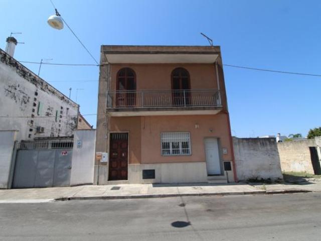 APPARTAMENTO INDIPENDENTE VIA VITTORIO VENETO CAROSINO