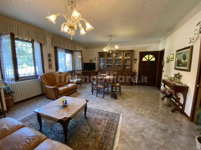 Appartamento ottimo stato, Castelnovo Ne' Monti