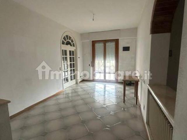 Appartamento ottimo stato, primo piano, Stazione Agenzia delle Entrate, Empoli