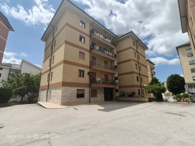 Appartamento ottimo stato, primo piano, Torretta Torrione, L'Aquila
