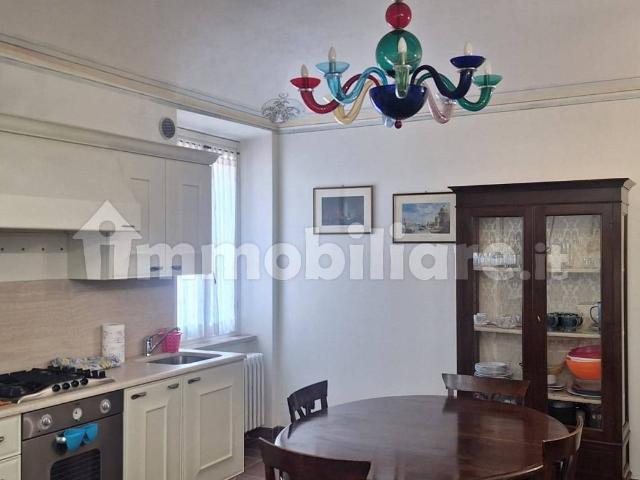 Appartamento ottimo stato, quarto piano, Centro Storico, Perugia