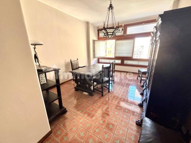 Appartamento ottimo stato, quarto piano, Corso Sicilia Fiera, Catania
