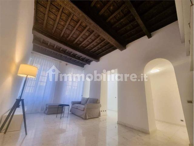 Appartamento ottimo stato, secondo piano, Centro, Sarzana