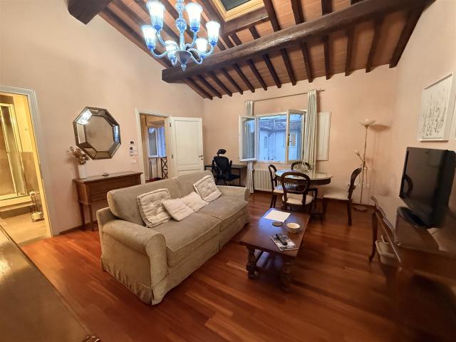 Appartamento Locazione Firenze Lungarno della Zecca