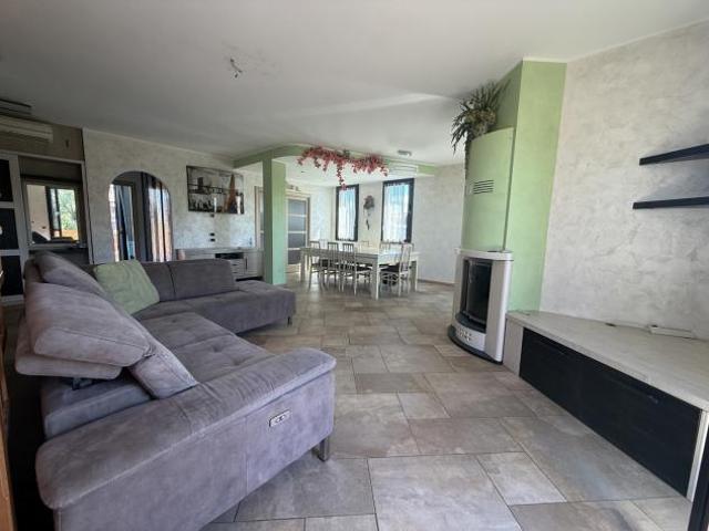 Appartamento Lurago d'Erba. Rif.: Cod. rif 3323214VRG
