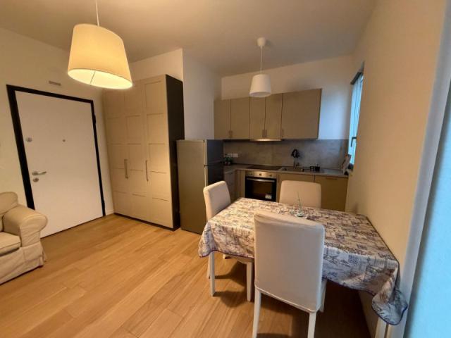 Appartamento MONOLOCALE in affitto a Ancona An