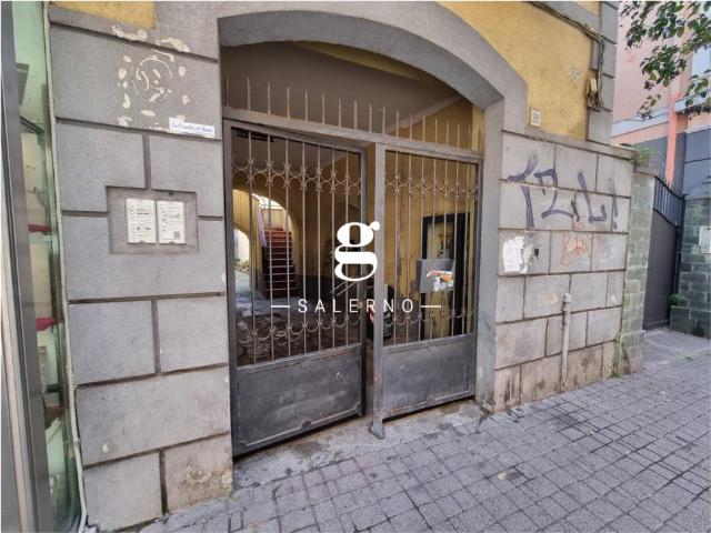 Appartamento MONOLOCALE in affitto a Salerno Sa