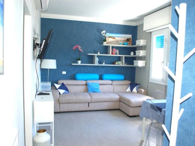 Appartamento MONOLOCALE in affitto a Riccione Rn