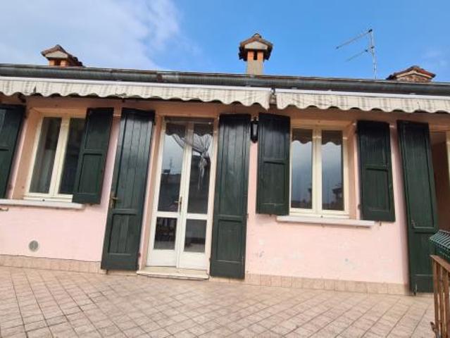 APPARTAMENTO di 2 vani e di 45 mq MONTE ISOLA rif. 79486