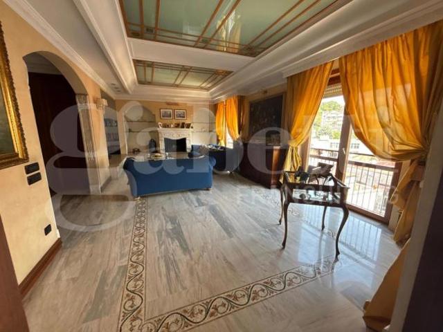 Appartamento Napoli. Rif.: PARCOSIR350VRG