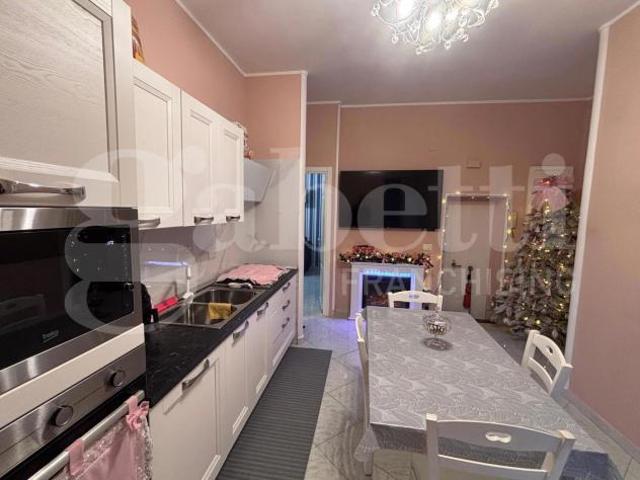 Appartamento Napoli. Rif.: Cod. rif 3290654VRG