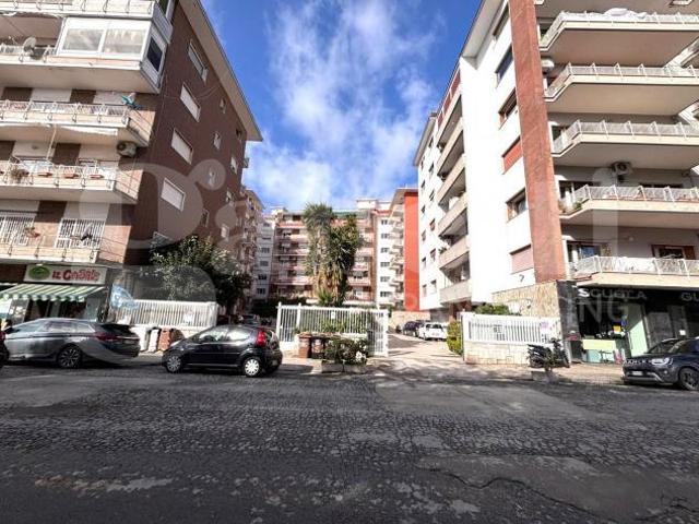 Appartamento Napoli. Rif.: MANZONI499VRG