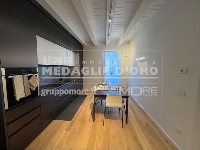 APPARTAMENTO NUOVO ARREDATO 3 CAMERE 3 BAGNI
