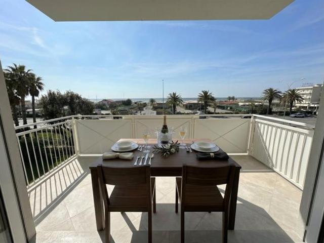 APPARTAMENTO NUOVO FRONTE MARE A MARINA DI PIETRASANTA