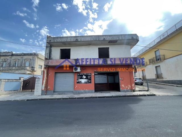 Appartamento nuovo in via piave 6, Solarino