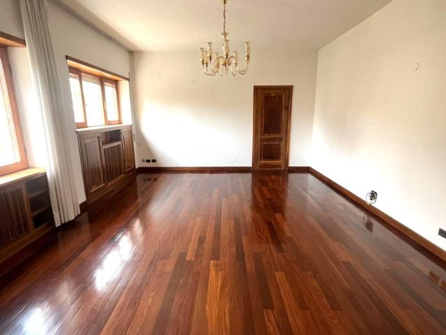 Appartamento signorile Via B. Gosio Fleming