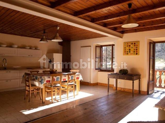 Appartamento Strada Castello Savoia 32, Centro, Gressoney Saint Jean
