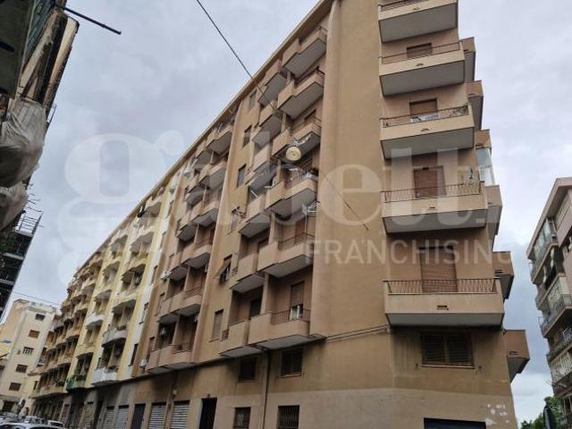 Appartamento Palermo. Rif.: Cod. 05/26VRG