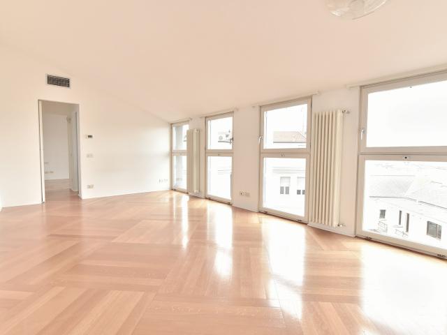 Appartamento panoramico, con vista skyline