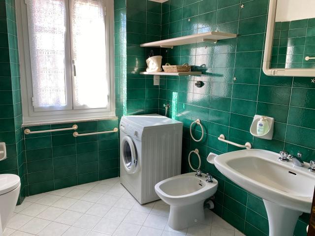 Appartamento Pentalocale a Sestri Levante