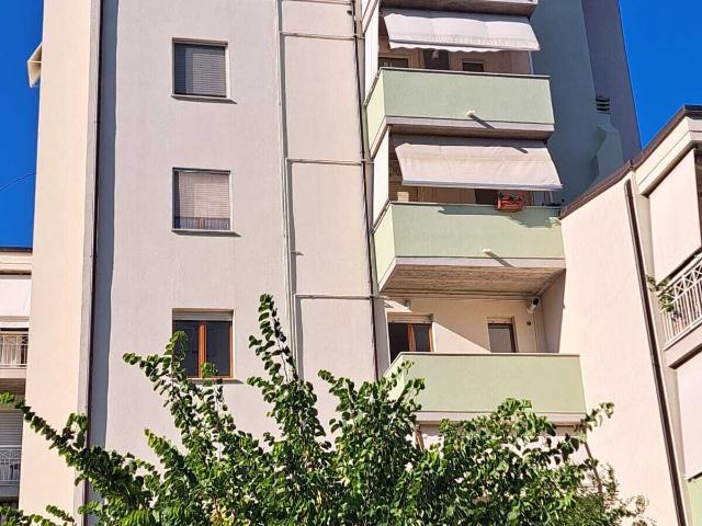 Appartamento, Pentalocale affitto a Lanciano