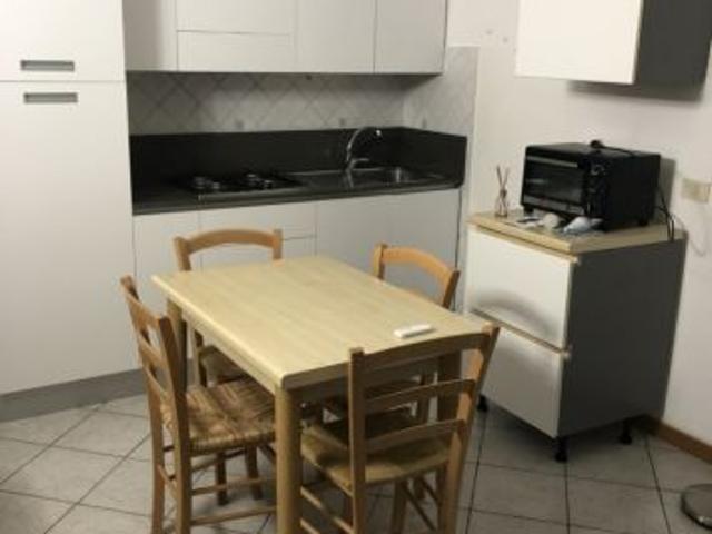 APPARTAMENTO per STUDENTI IN ZONA OSPEDALE URBINO