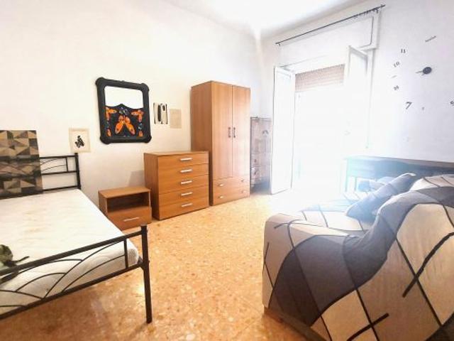 APPARTAMENTO PER 2 STUDENTI/E VIA DUOMO UNIVERSITA' L'ORIENTALE NA