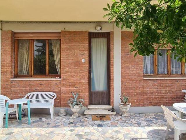 APPARTAMENTO PIANO TERRA CON GIARDINO