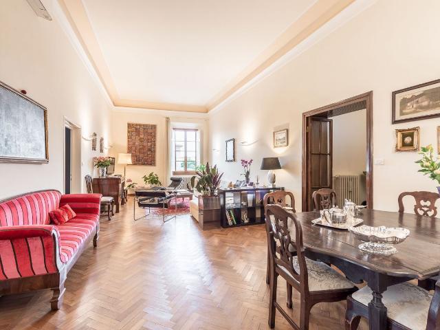 Appartamento Piazza del Carmine, 8