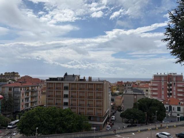 Appartamento PLURILOCALE in affitto a Celle Ligure Sv