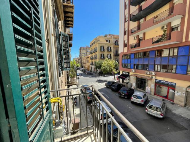 Appartamento PLURILOCALE in affitto a Palermo Pa